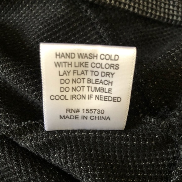 Jane and Delaney Long Sleeve Waffle Fabric Top - Picture 7 of 7